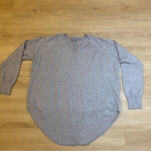 Jolie crewneck sweater Women’s medium